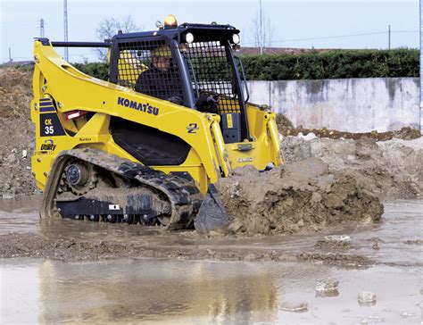 komatsu skid steer loader|komatsu skid steer ck35.